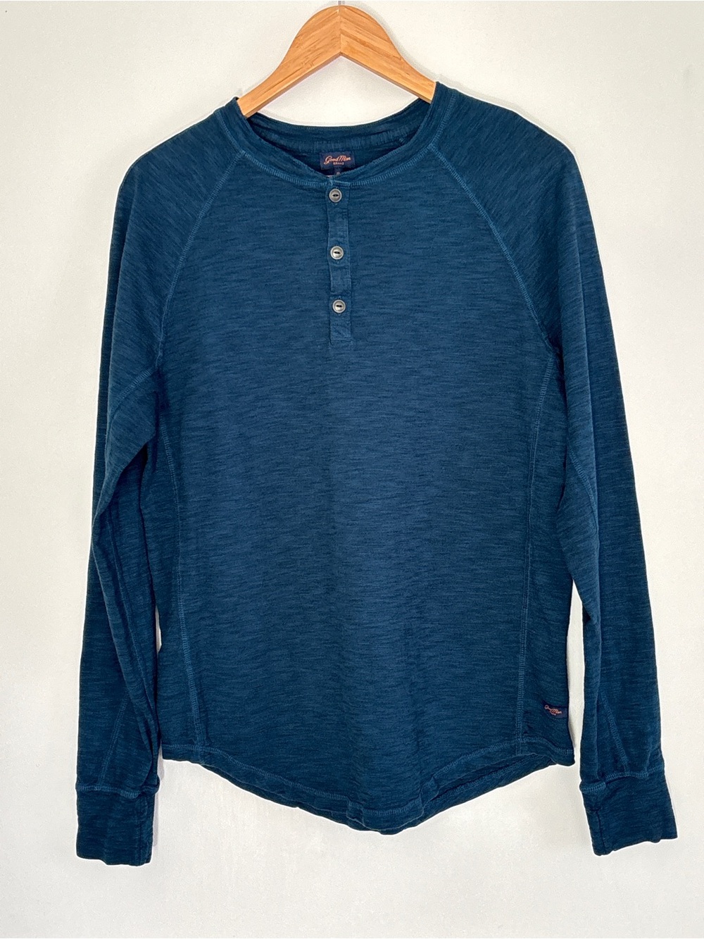 Goodman Men’s Blue Henley Shirt Size Medium Essential Layering Casual C68